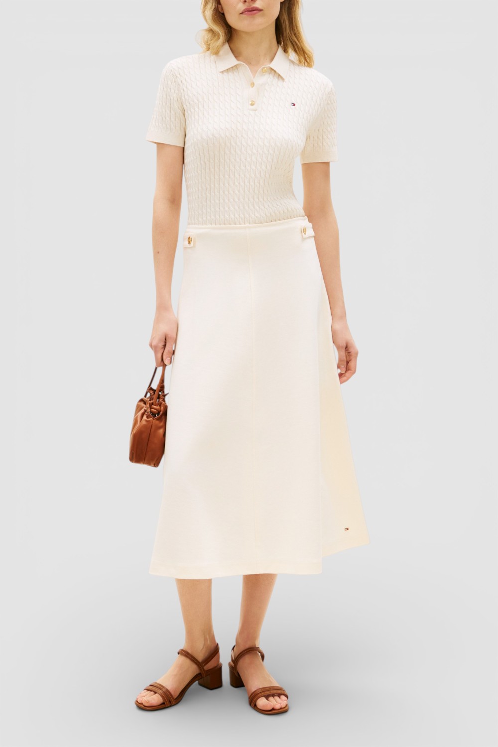 תמונת כל הלוק של חצאית מידי